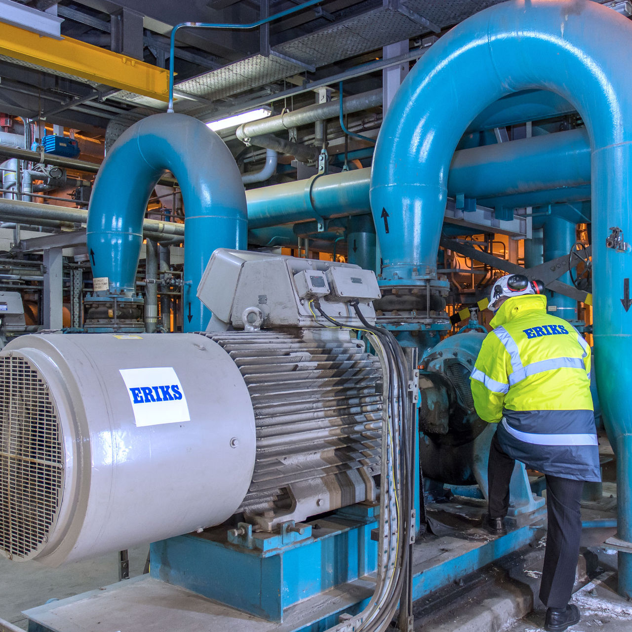 ERIKS Engineer checking pump in-situ