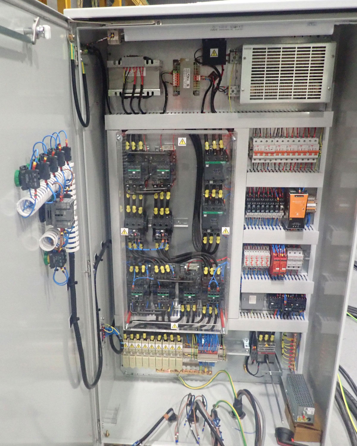 Wiring for lifting solution