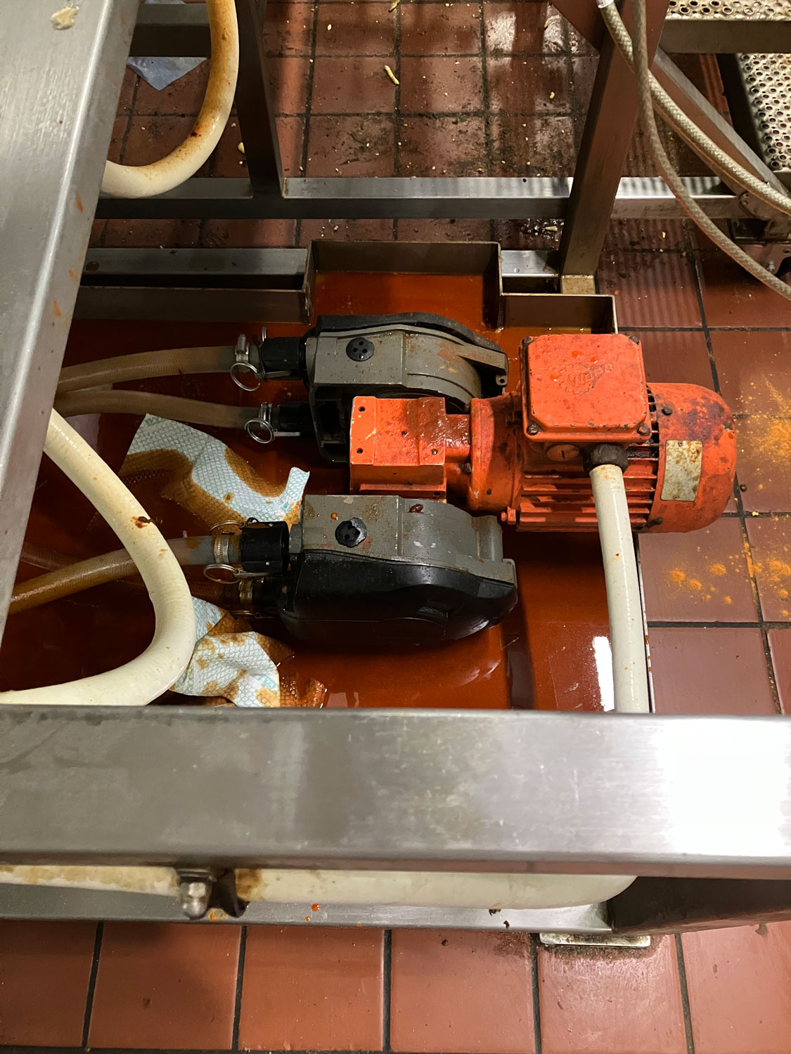 Peristaltic dosing pump in-situ
