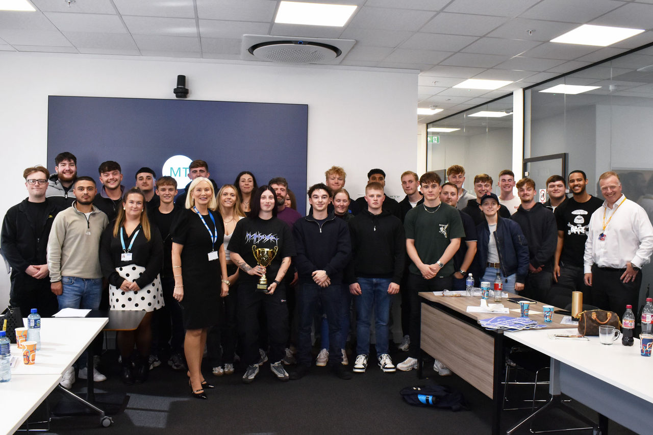 Pamela Bingham and Mick Holland with ERIKS 2nd and 3rd Year Apprentices