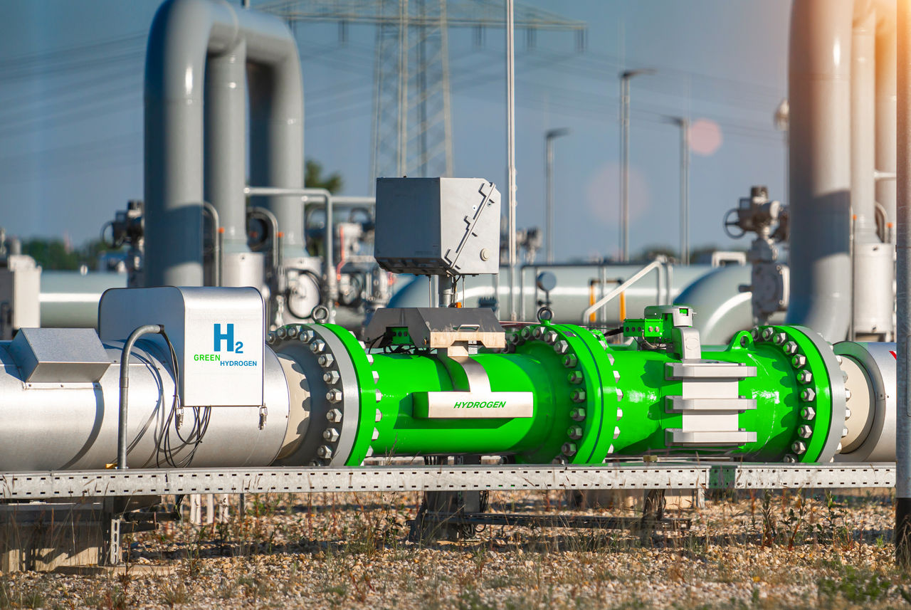 Green Hydrogen renewable energy production pipeline - green hydrogen gas for clean electricity solar and windturbine facility, Green Hydrogen renewable energy production pipeline - green hydr Hydrogen pipelines